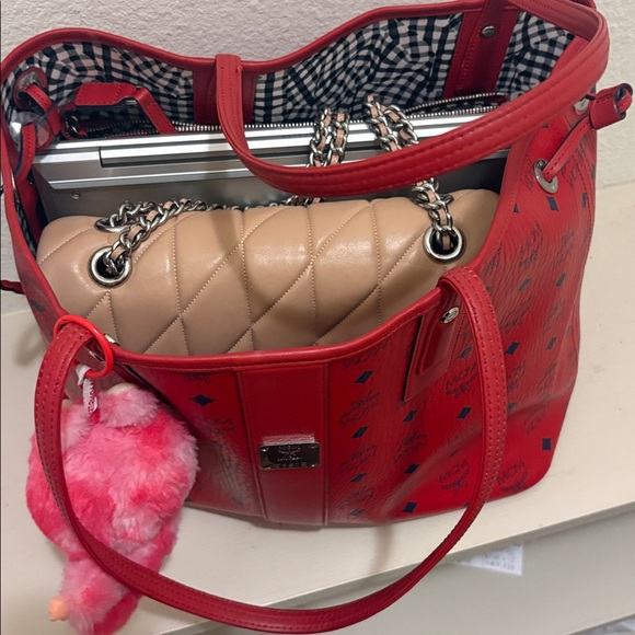 MCM Red Women's Tote Bag and Pouch Set - Picture 6 of 7